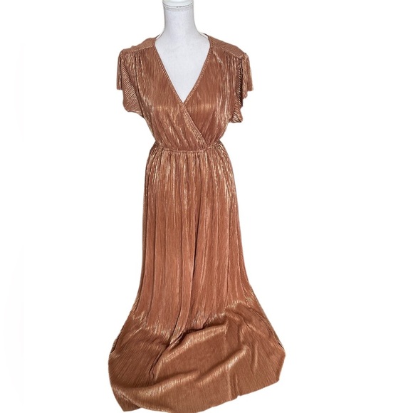 NWT See and Be Seen Arya Metallic Bronze Maxi Dress Size Medium - Picture 2 of 12